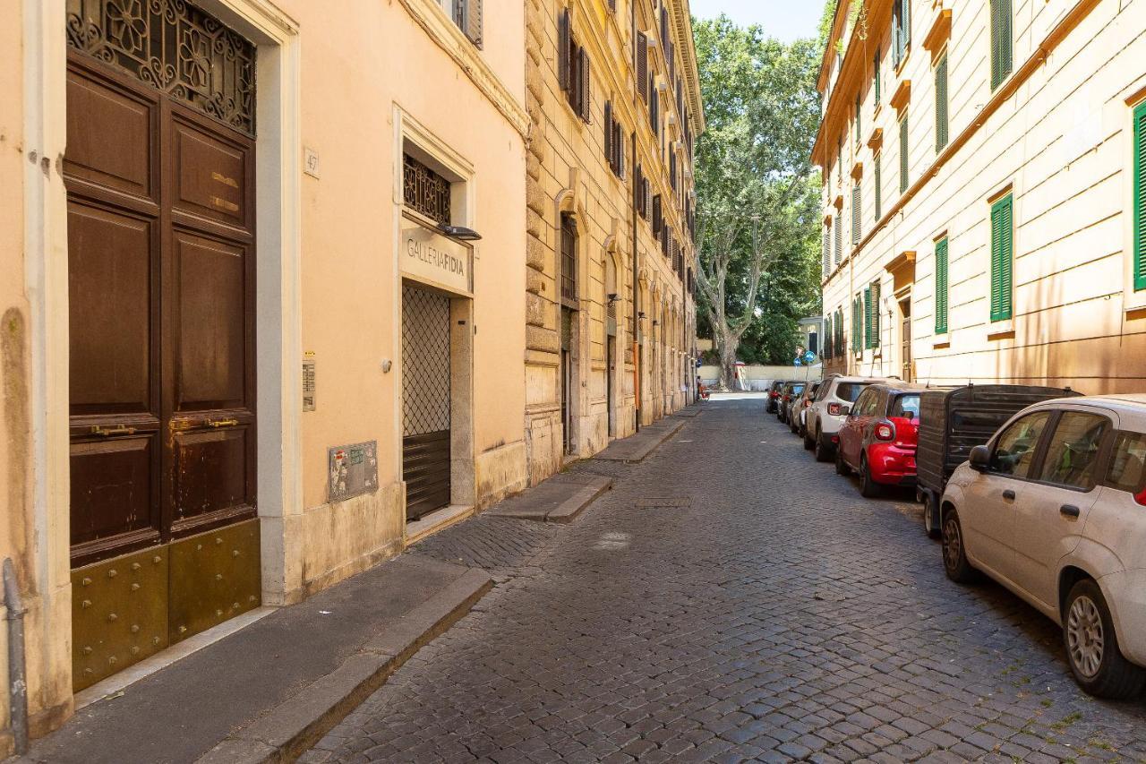 Lovely New Attic, Piazza Del Popolo! * Rom